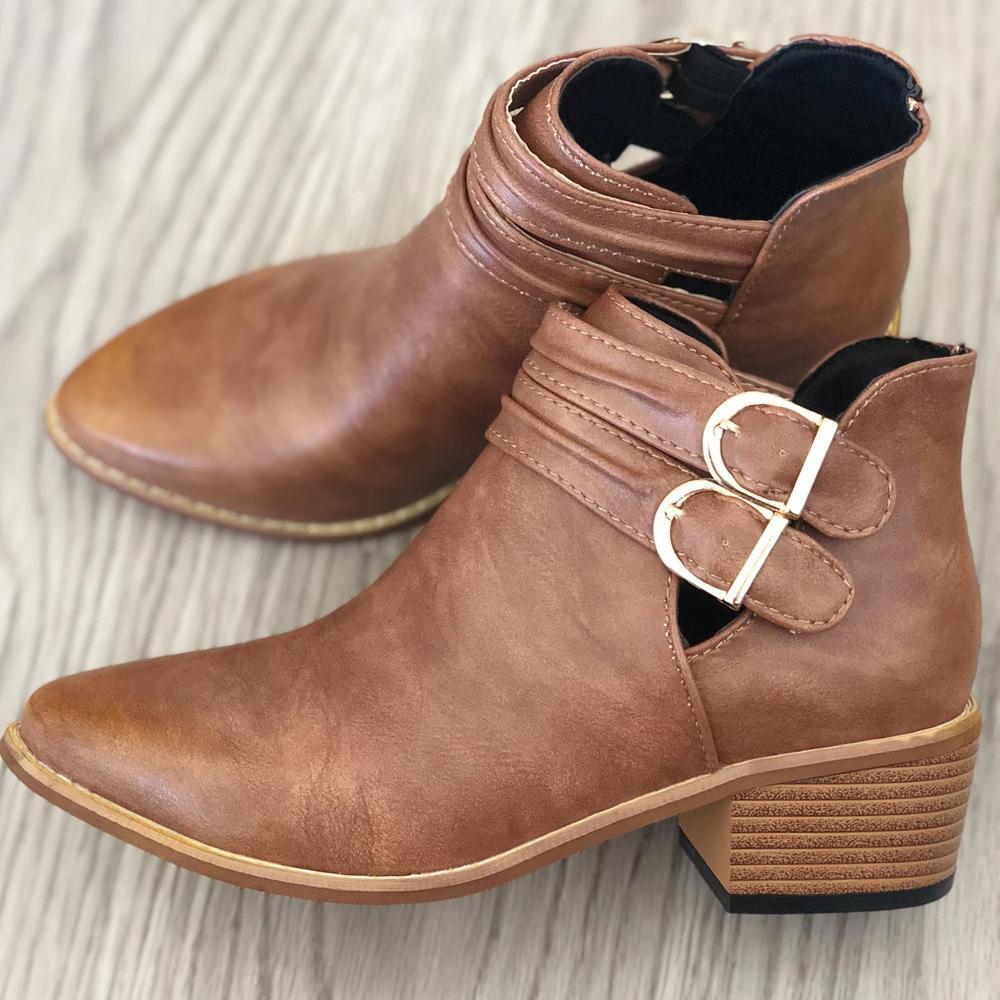 Schicke Orthopädische Stiefel mit einzigartigem Design