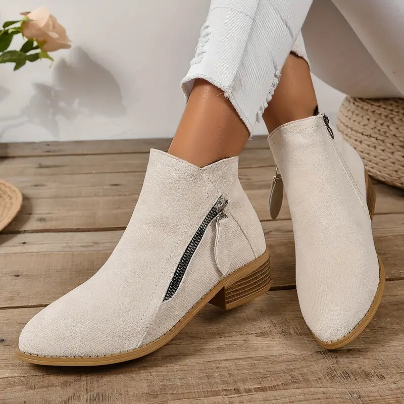 Anmutige Orthopädische Stiefel für modernen Look