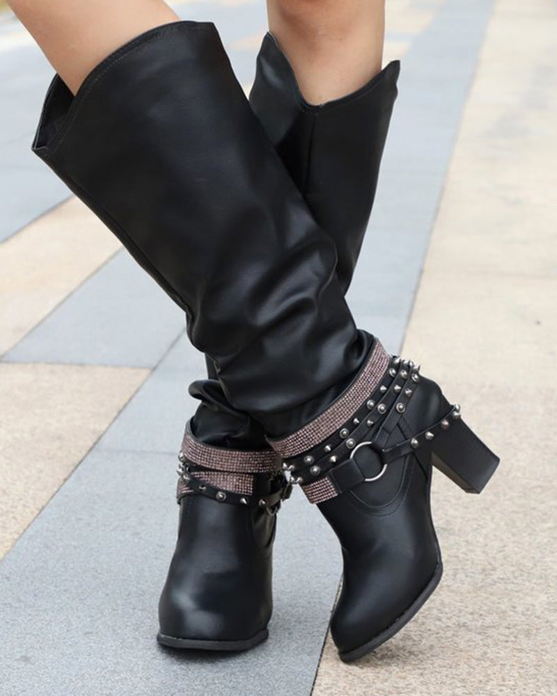 Anmutige Orthopädische Stiefel für modernen Look