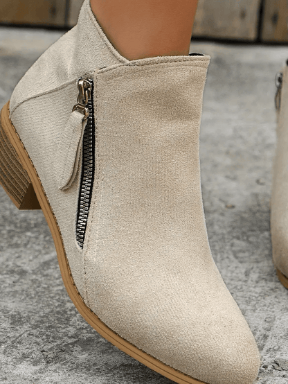 Klassische Orthopädische Stiefel mit zeitlosem Stil