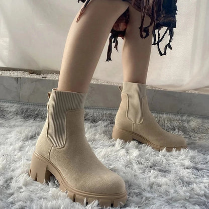 Guadalupe® | Elegant women's ankle boots with block heel and comfort