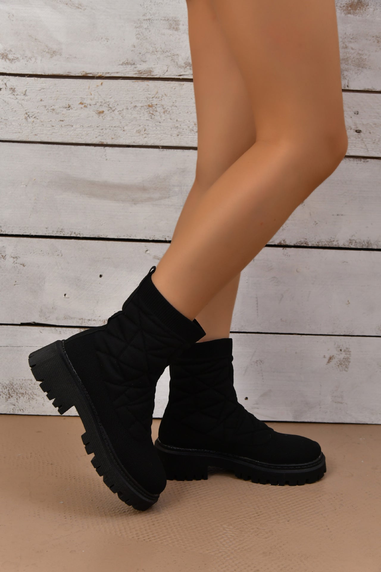 Schicke Orthopädische Stiefel mit einzigartigem Design