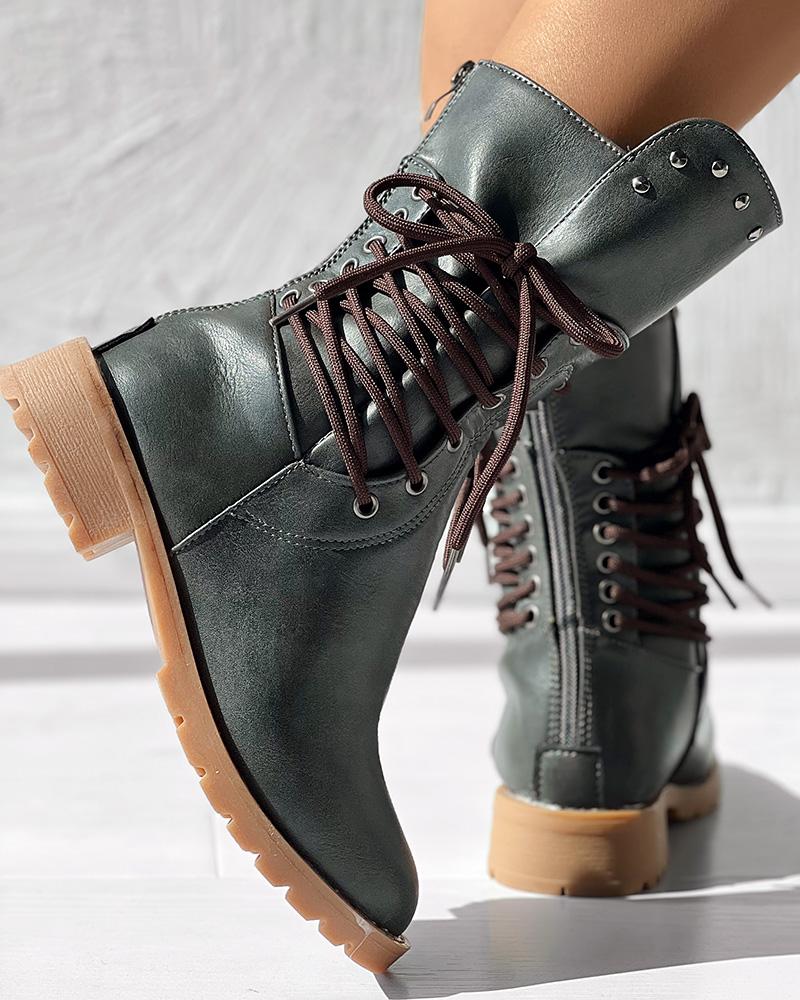 Klassische Orthopädische Stiefel mit zeitlosem Stil