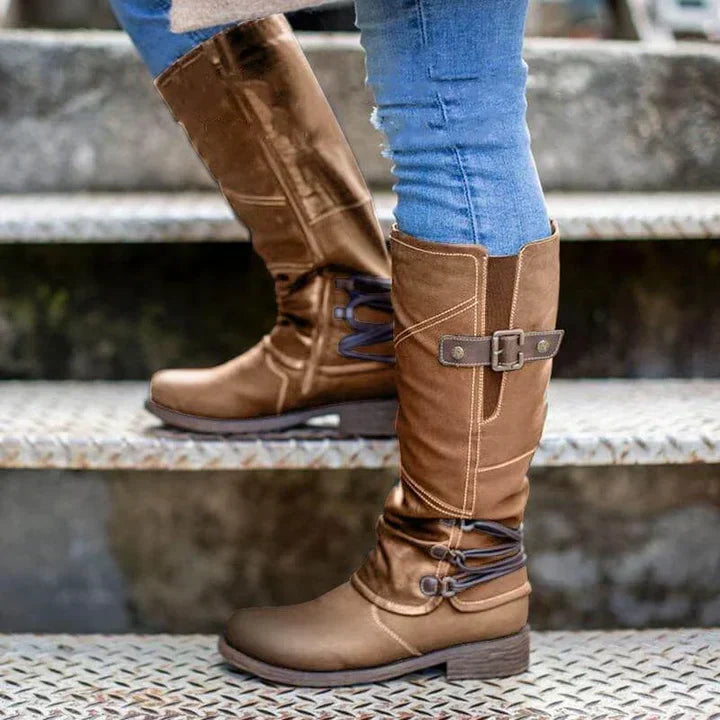 Klassische Orthopädische Stiefel mit zeitlosem Stil