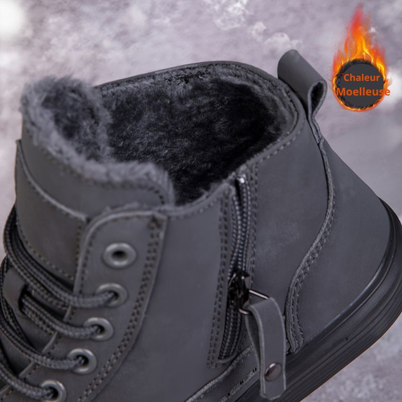 Klassische Orthopädische Stiefel mit zeitlosem Stil