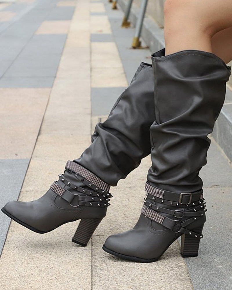 Anmutige Orthopädische Stiefel für modernen Look