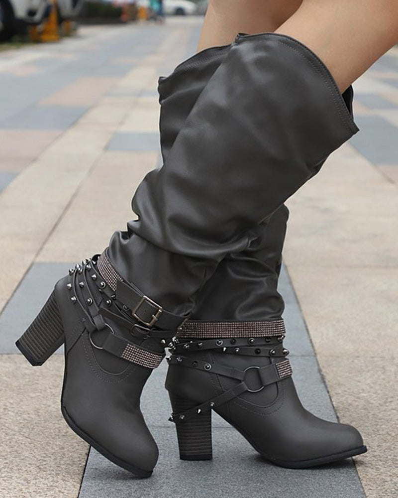 Anmutige Orthopädische Stiefel für modernen Look