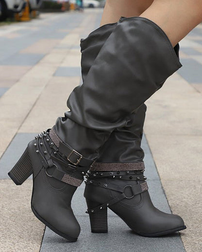 Anmutige Orthopädische Stiefel für modernen Look