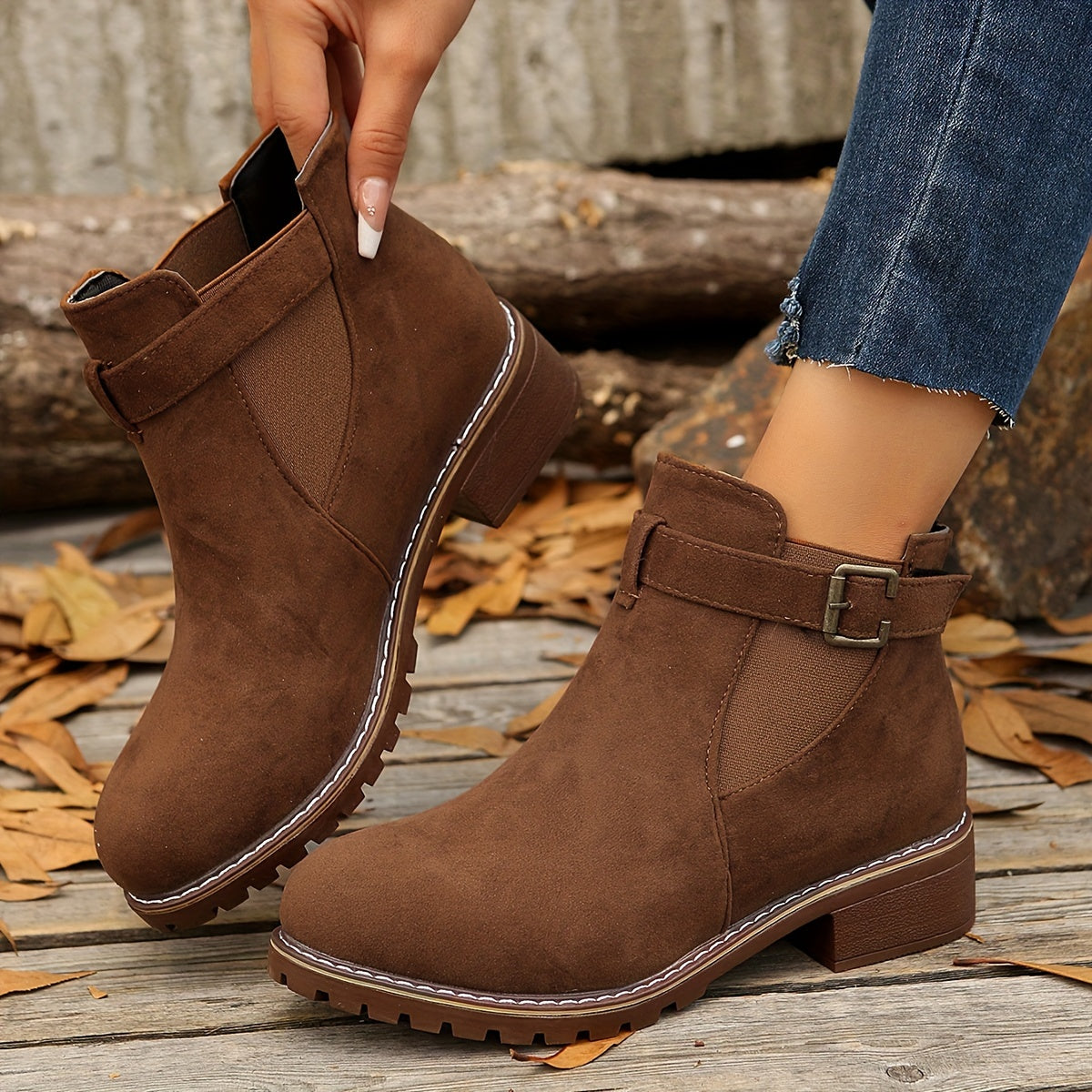 Anmutige Orthopädische Stiefel für modernen Look