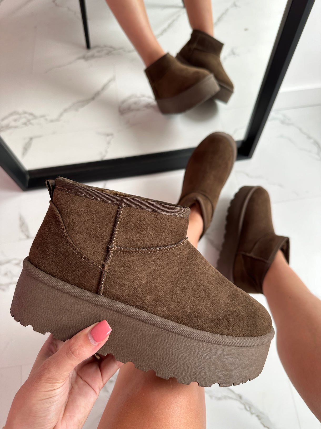 Elegante Orthopädische Stiefel für jeden Schritt