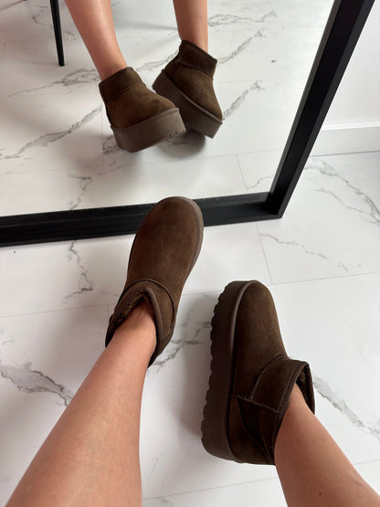 Elegante Orthopädische Stiefel für jeden Schritt