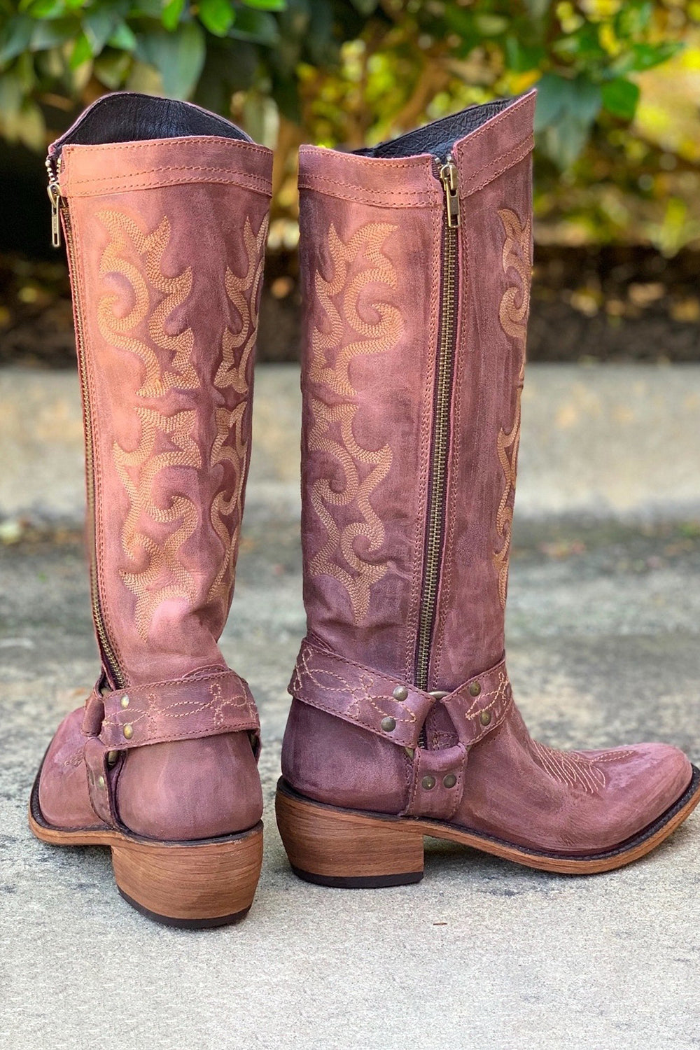 Anmutige Orthopädische Stiefel für modernen Look