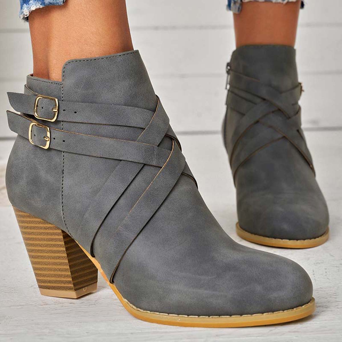 Anmutige Orthopädische Stiefel für modernen Look