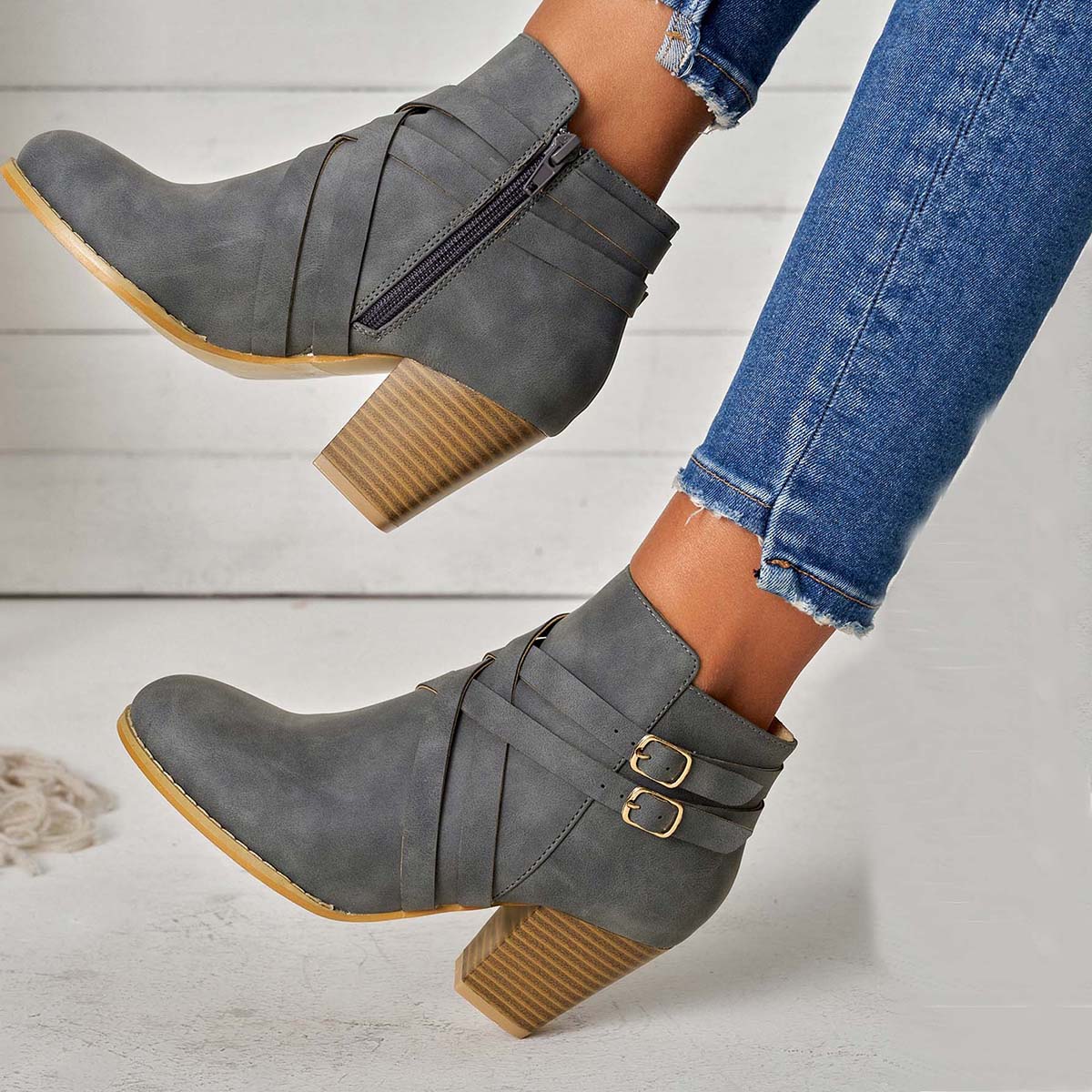 Anmutige Orthopädische Stiefel für modernen Look