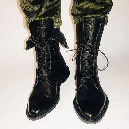 Klassische Orthopädische Stiefel mit zeitlosem Stil