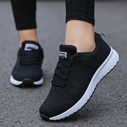 Stützende und trendige orthopädische Turnschuhe