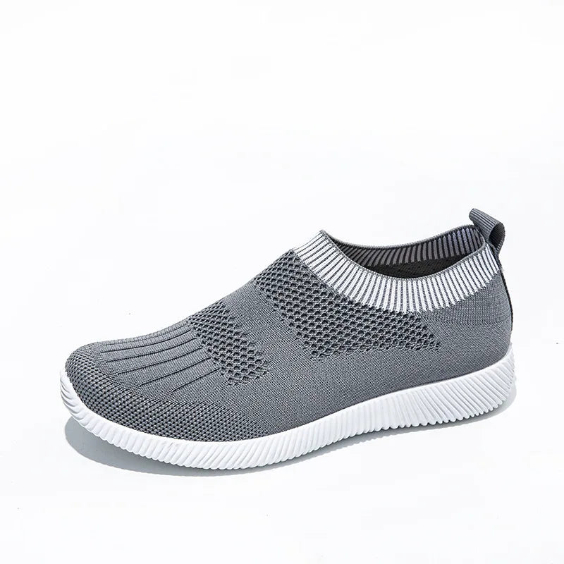 Bequeme und modische orthopädische Turnschuhe