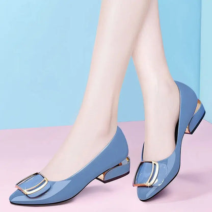 Bequeme und modische orthopädische Schuhe