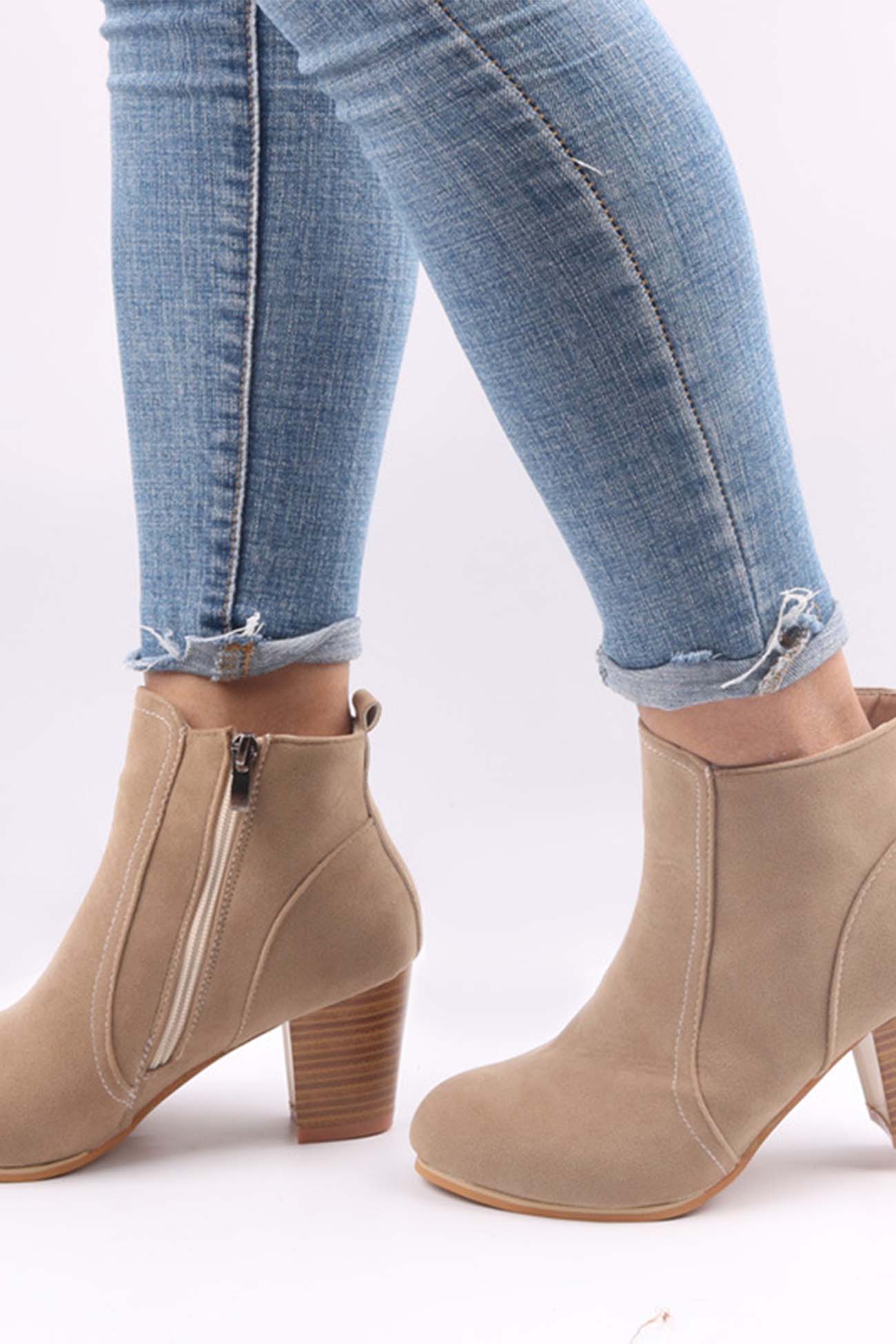 Elegante Orthopädische Stiefel für jeden Schritt