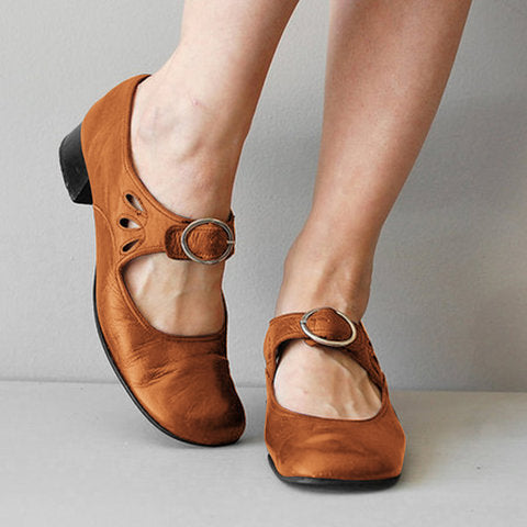 Klassische Orthopädische Schuhe mit zeitlosem Stil