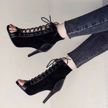 Wunderschön gefertigte Orthopädische Stiefel