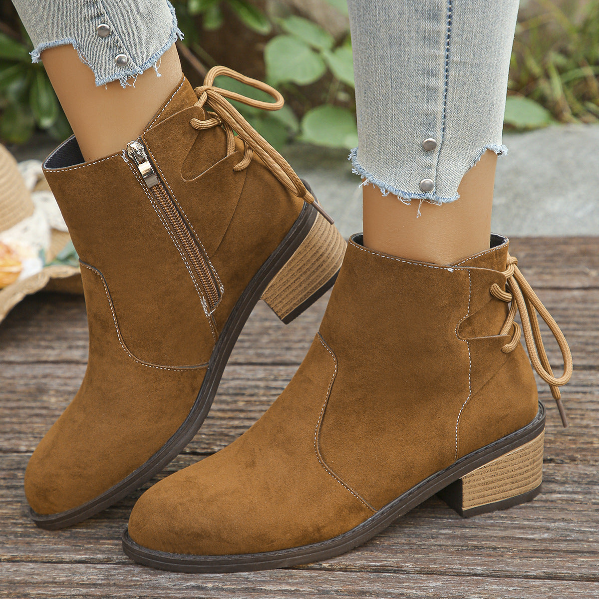 Klassische Orthopädische Stiefel mit zeitlosem Stil