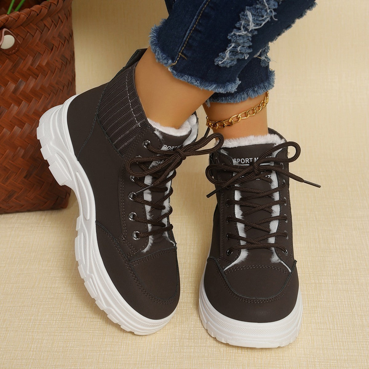 Anmutige Orthopädische Stiefel für modernen Look