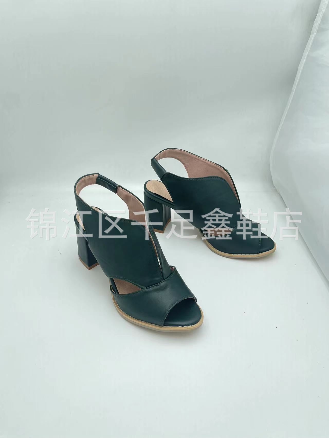 Anmutige Orthopädische Sandalen für modernen Look