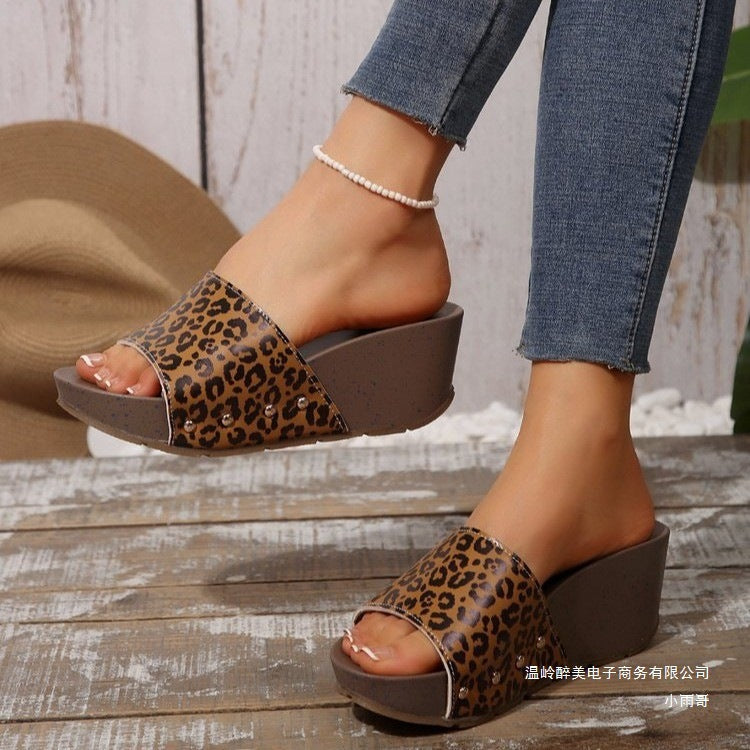 Elegante Orthopädische Sandalen für jeden Schritt