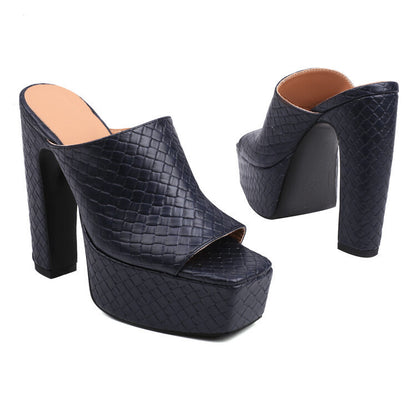 Anmutige Orthopädische Sandalen für modernen Look