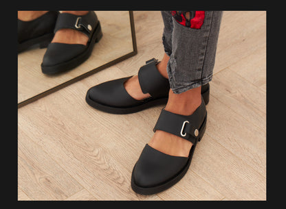 Klassische Orthopädische Schuhe mit zeitlosem Stil