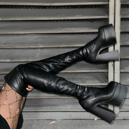 Elegante Orthopädische Stiefel für jeden Schritt