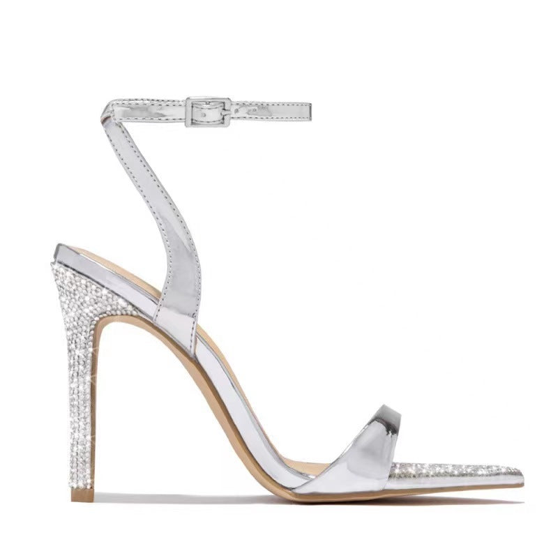 Klassische Orthopädische Sandalen mit zeitlosem Stil