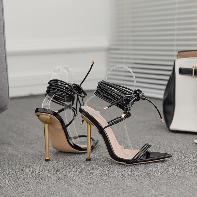 Anmutige Orthopädische Sandalen für modernen Look