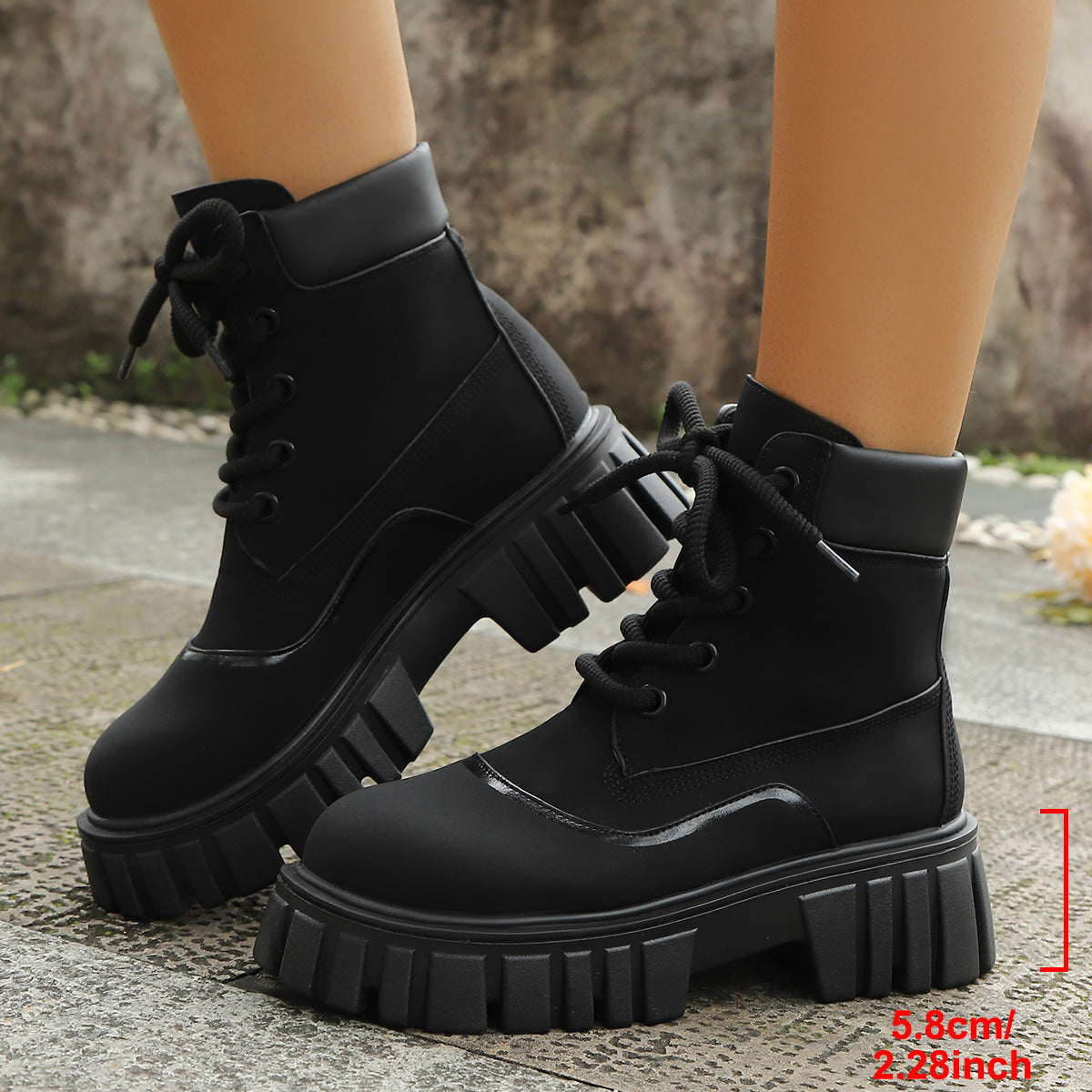 Anmutige Orthopädische Stiefel für modernen Look