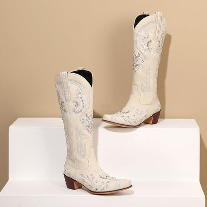 Anmutige Orthopädische Stiefel für modernen Look