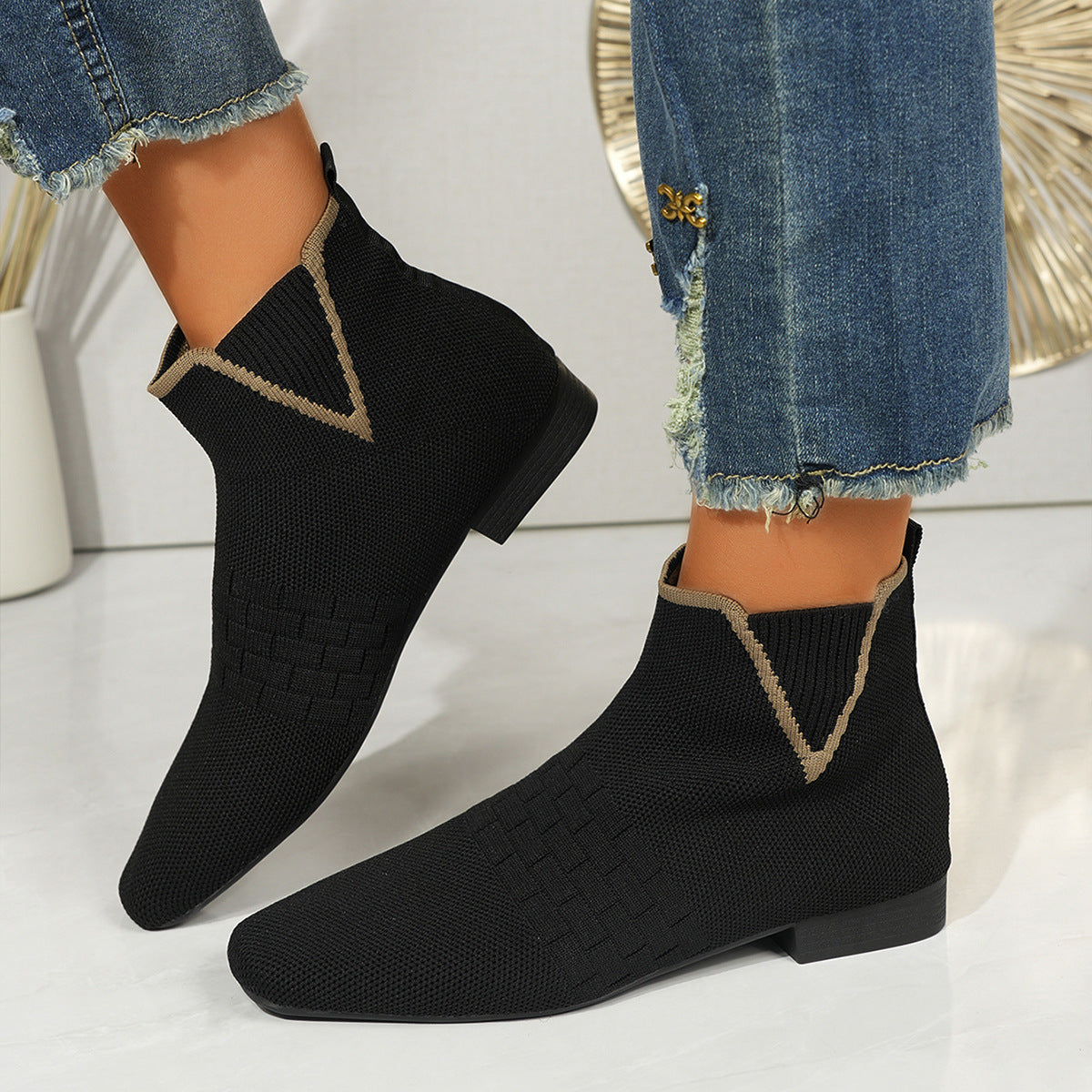 Schicke Orthopädische Stiefel mit einzigartigem Design