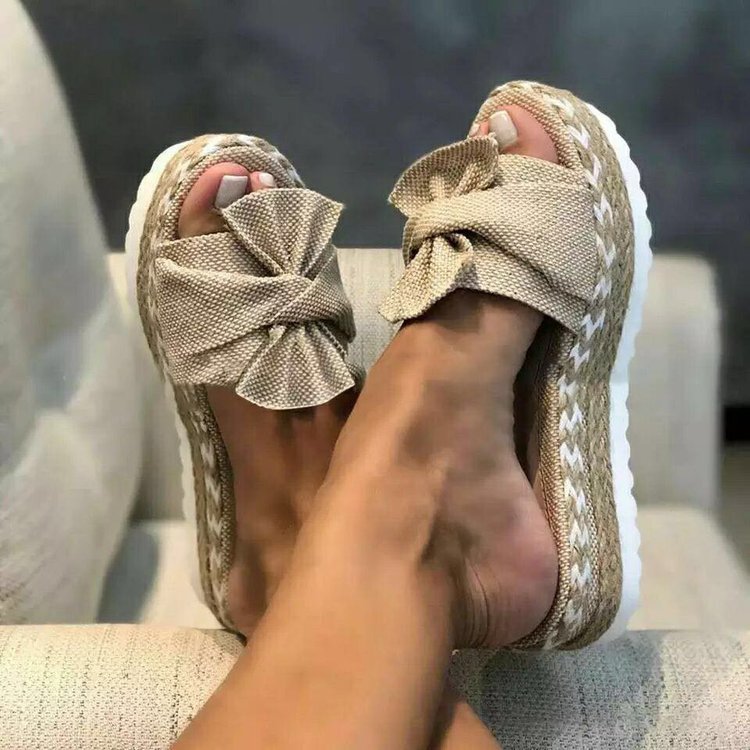 Schicke Orthopädische Sandalen mit einzigartigem Design