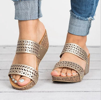 Anmutige Orthopädische Sandalen für modernen Look