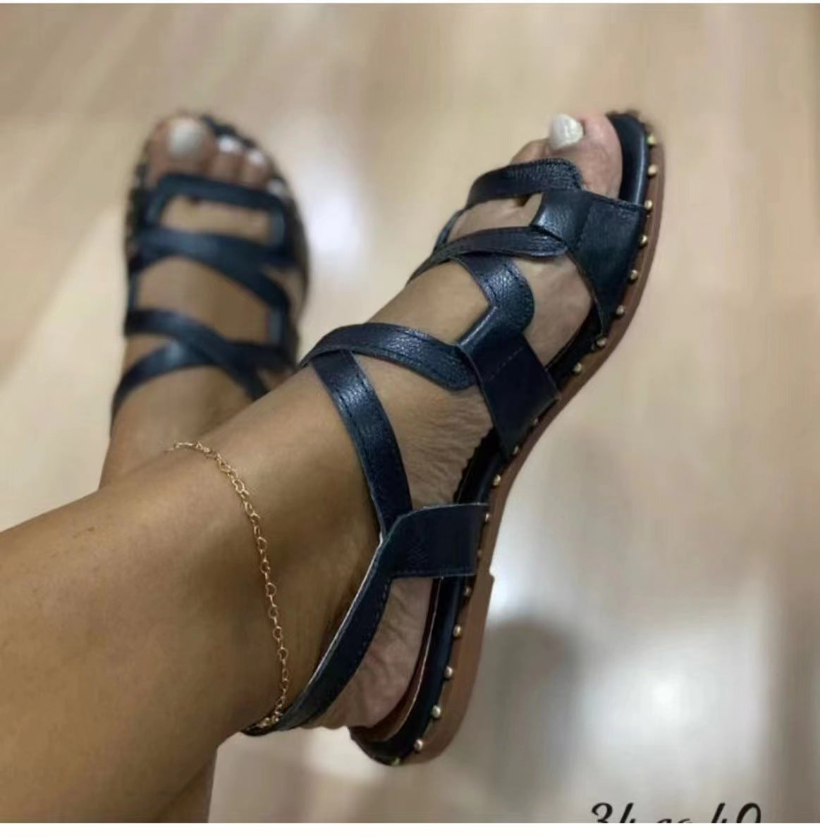 Schicke Orthopädische Sandalen mit einzigartigem Design