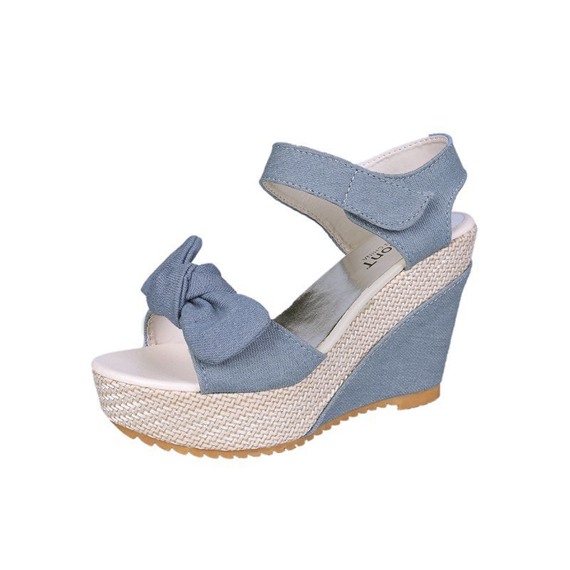 Schicke Orthopädische Sandalen mit einzigartigem Design