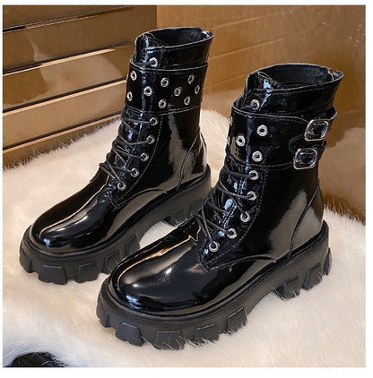 Anmutige Orthopädische Stiefel für modernen Look