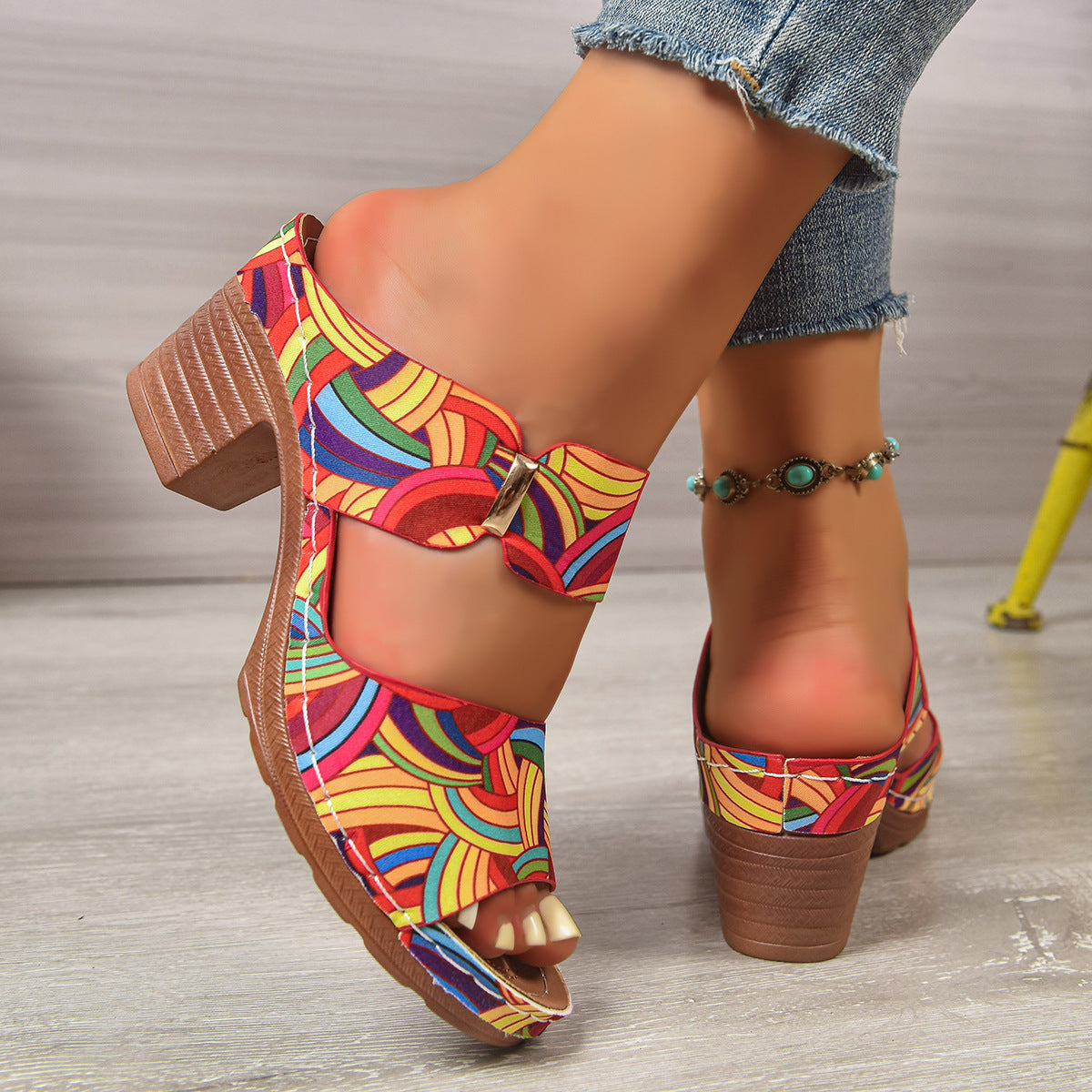 Klassische Orthopädische Sandalen mit zeitlosem Stil