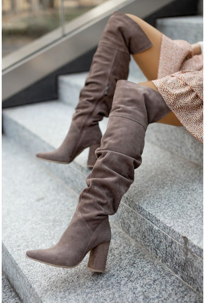 Wunderschön gefertigte Orthopädische Stiefel