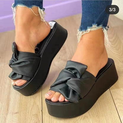 Klassische Orthopädische Sandalen mit zeitlosem Stil