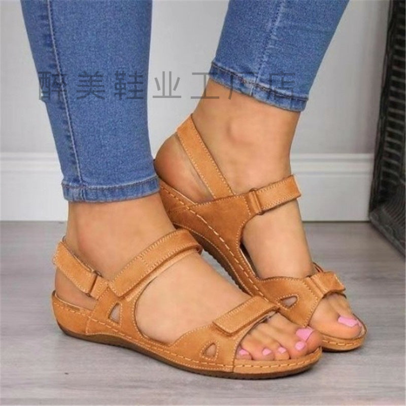 Anmutige Orthopädische Sandalen für modernen Look