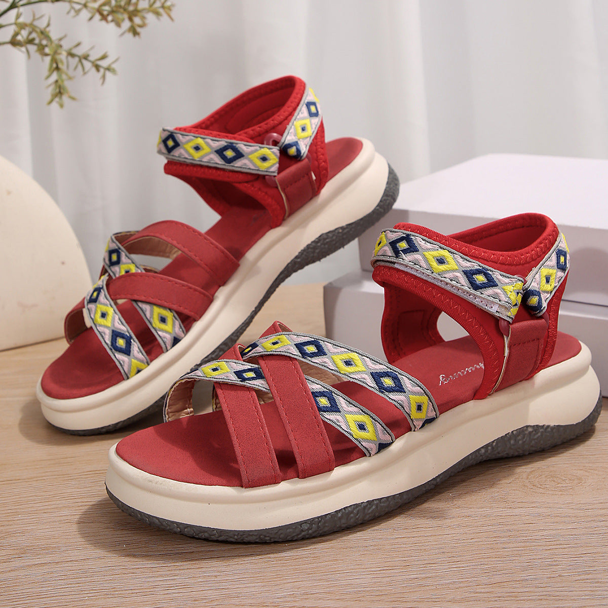 Vintage inspirierte Orthopädische Sandalen