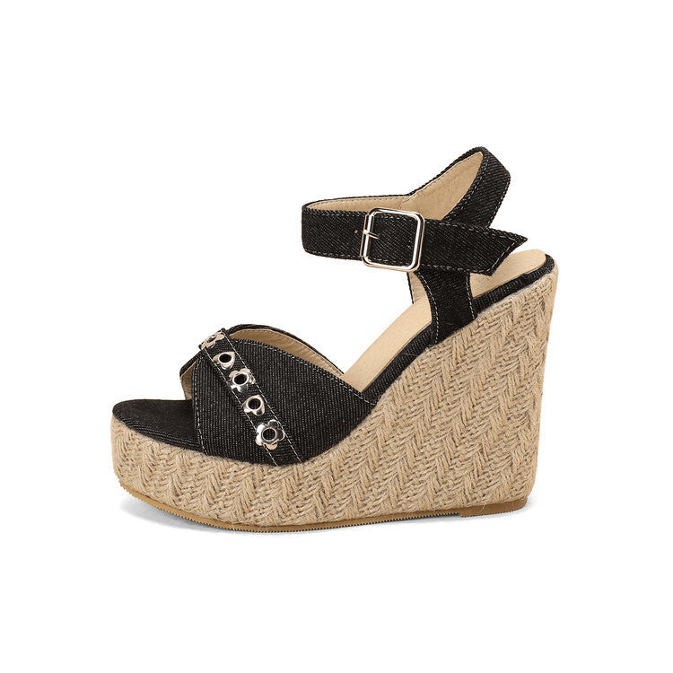 Schicke Orthopädische Sandalen mit einzigartigem Design