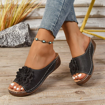 Anmutige Orthopädische Sandalen für modernen Look
