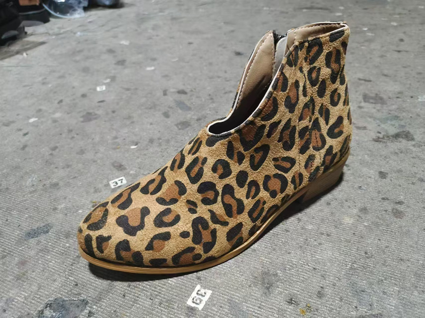 Bequeme Orthopädische Stiefel für den Alltag